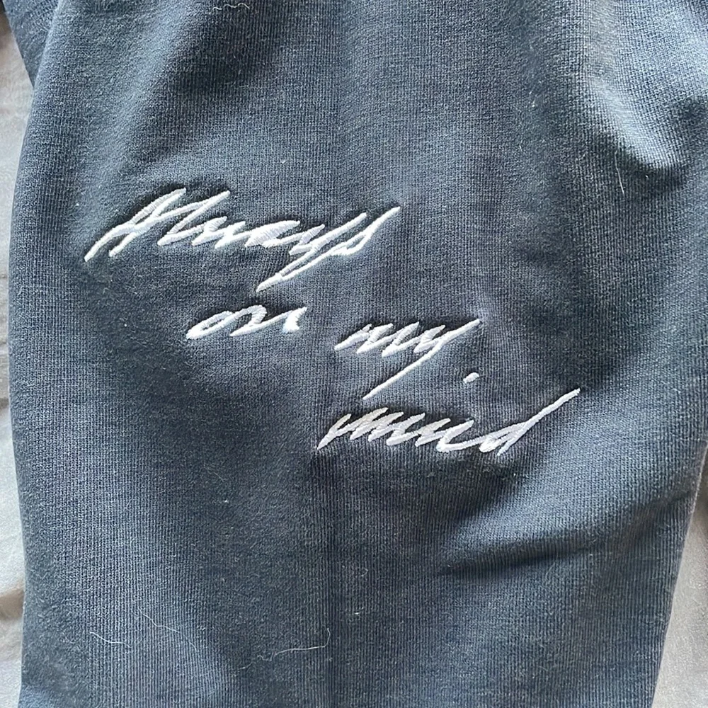 Black Graphic Hoodie with Angel and Lip Designs - Picture 5 of 8